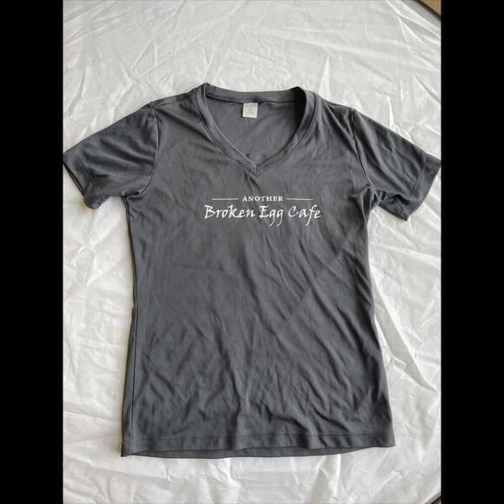 Another Broken Egg Cafe Woman’s T-Shirt Logo XS Gray